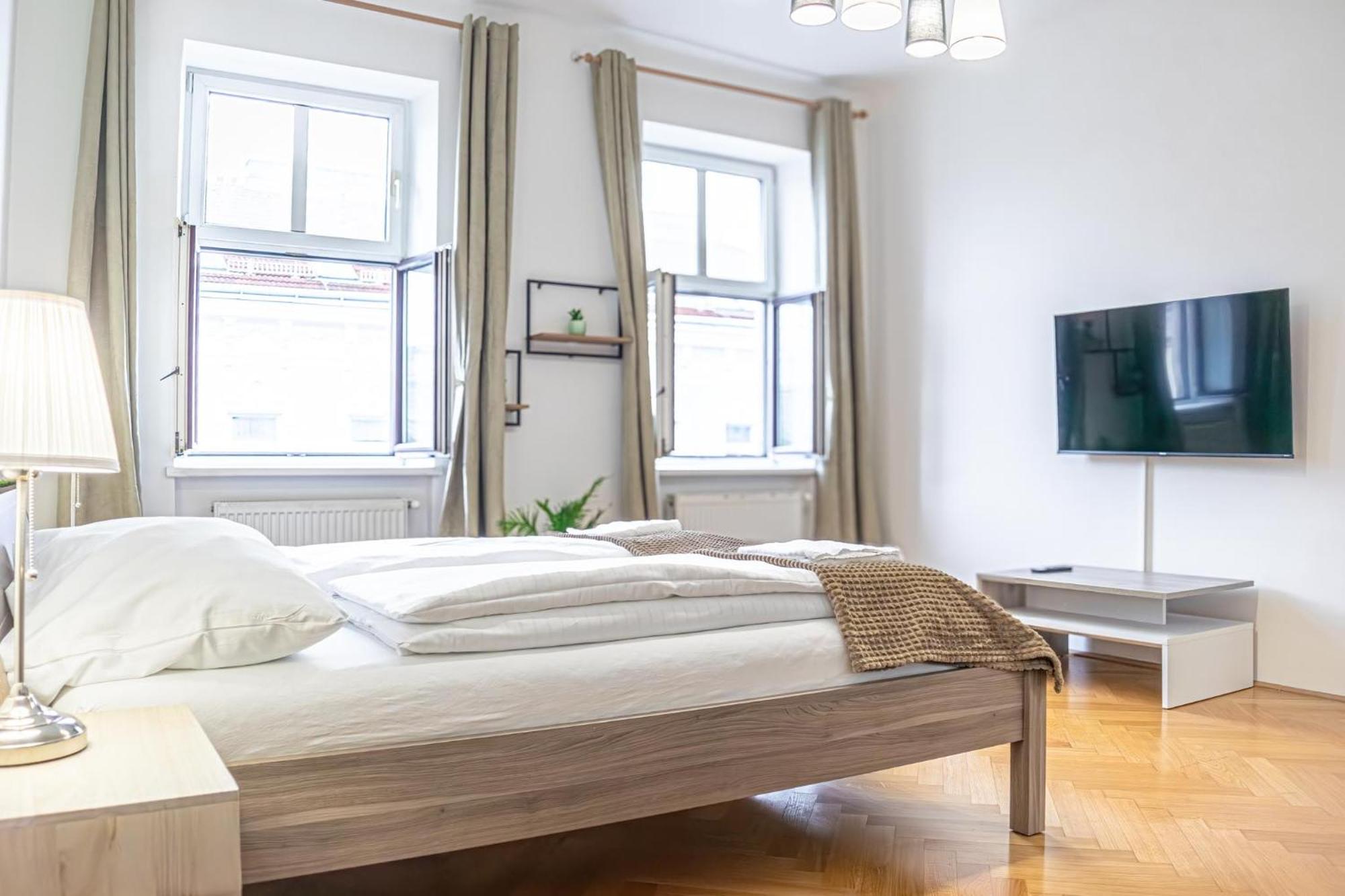 Comfortable 2Br Apt.-Near Wiener Stadthalle Luaran gambar