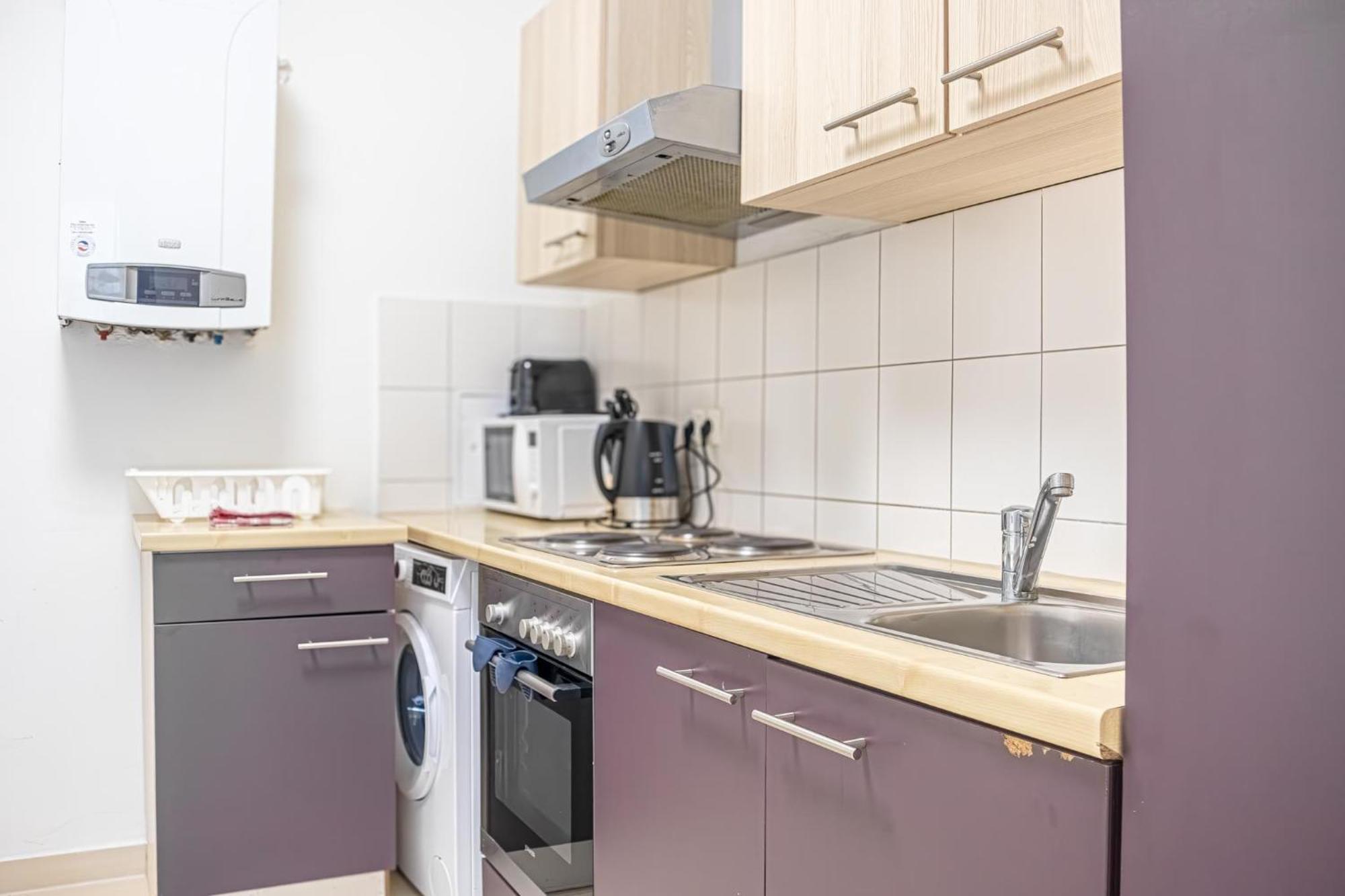 Comfortable 2Br Apt.-Near Wiener Stadthalle Luaran gambar